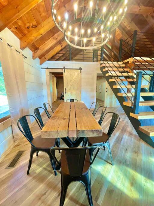 Modern Lake Side Nest• Hotub Fenced Yard King Beds Sevierville Exteriér fotografie